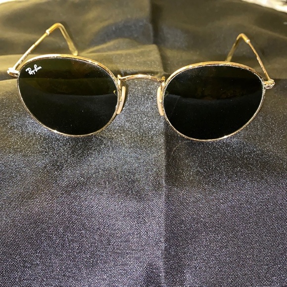 Ray-Ban Other - Rayban sunglasses